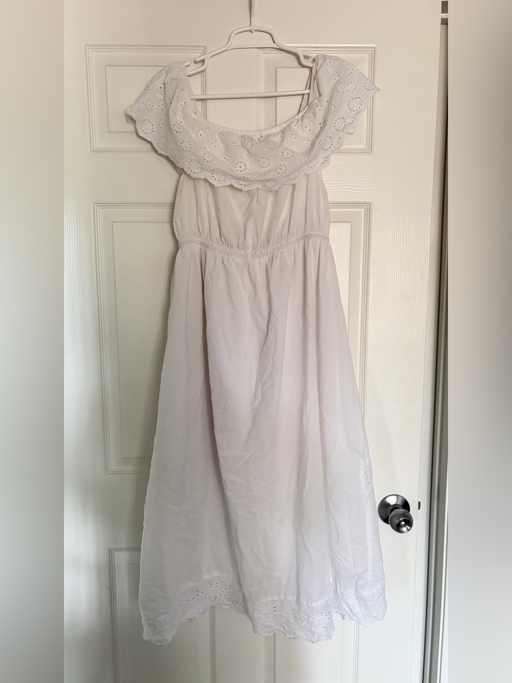 Eyelet Off-Shoulder White Cotton Midi Dress - Picture 3 of 4